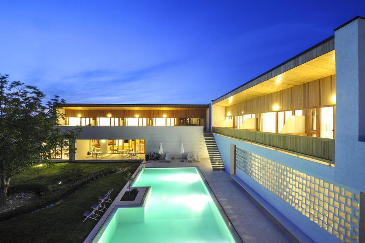Hotel Gracanica Eksteriør billede