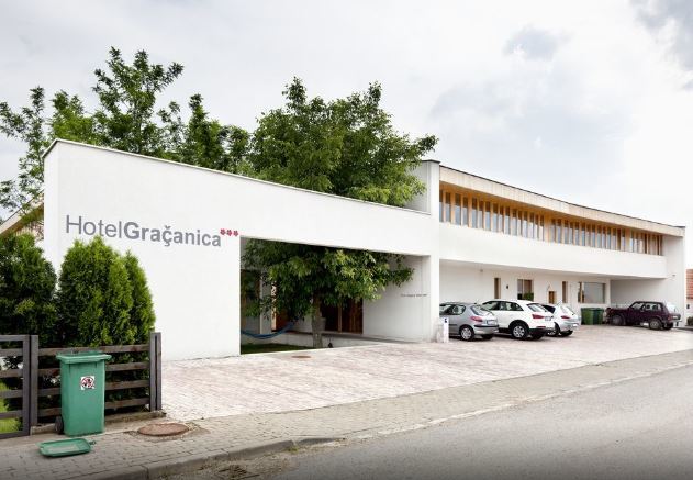 Hotel Gracanica Eksteriør billede