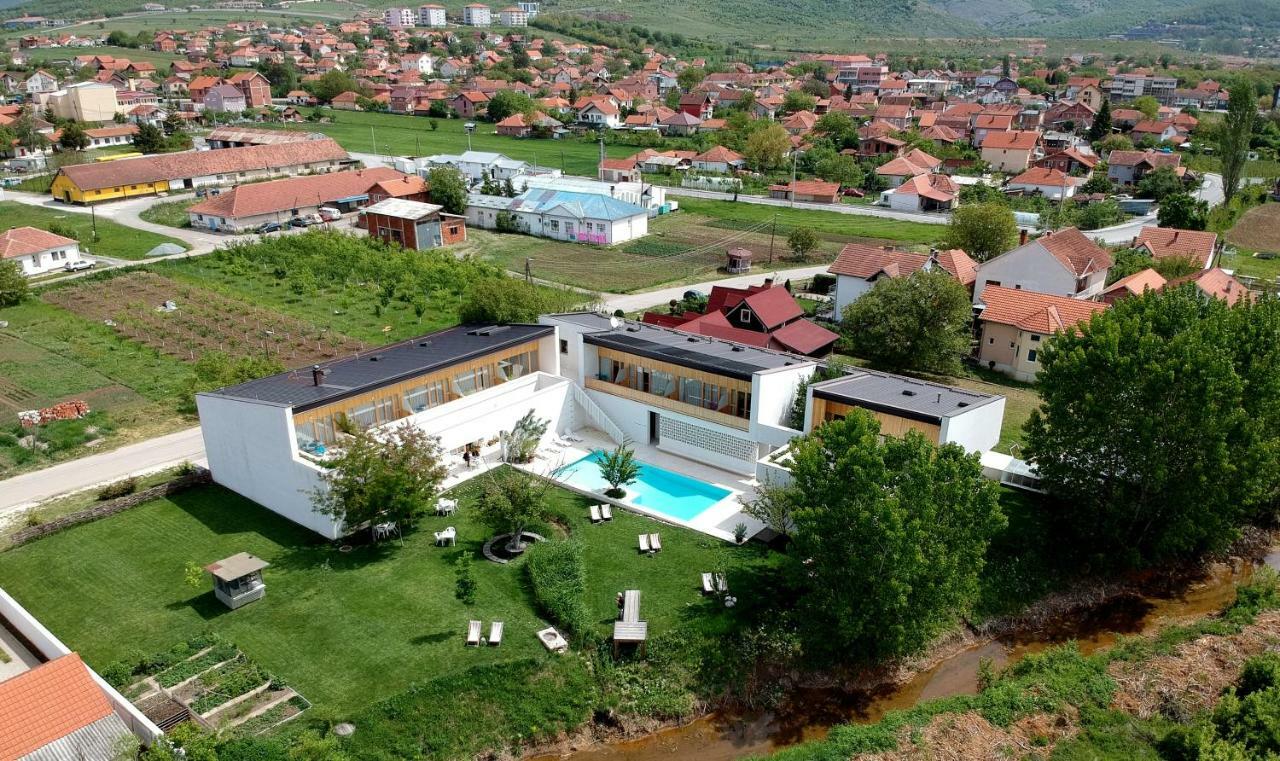 Hotel Gracanica Eksteriør billede